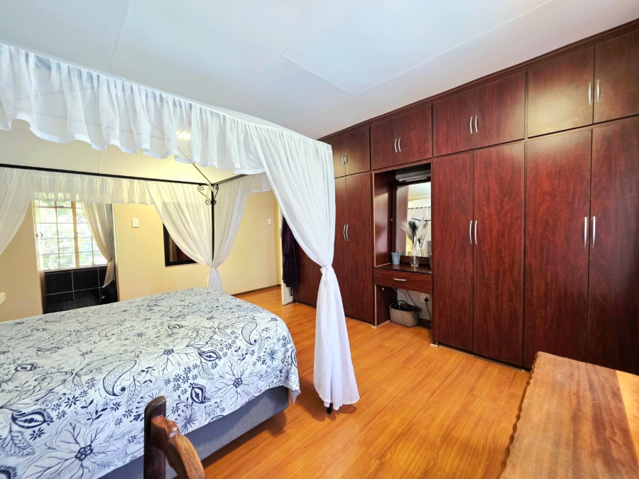 4 Bedroom Property for Sale in Fichardt Park Free State